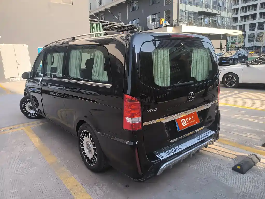 Mercedes-Benz Vito — фото 10
