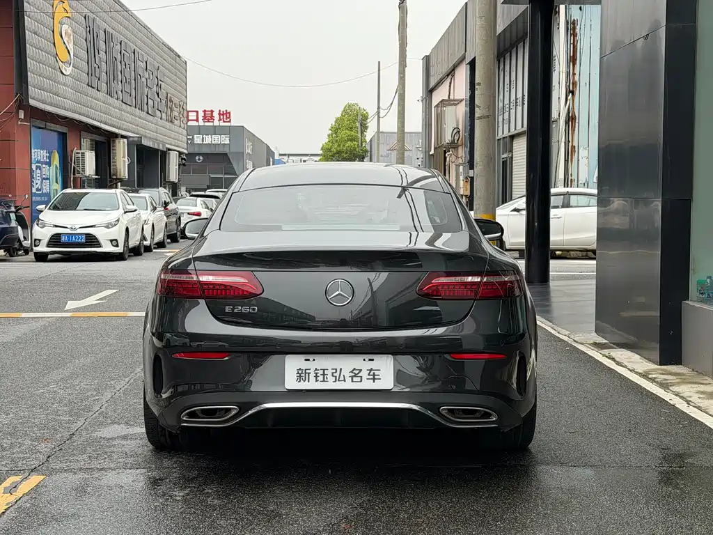 Mercedes-Benz E-Class (Import) — фото 3