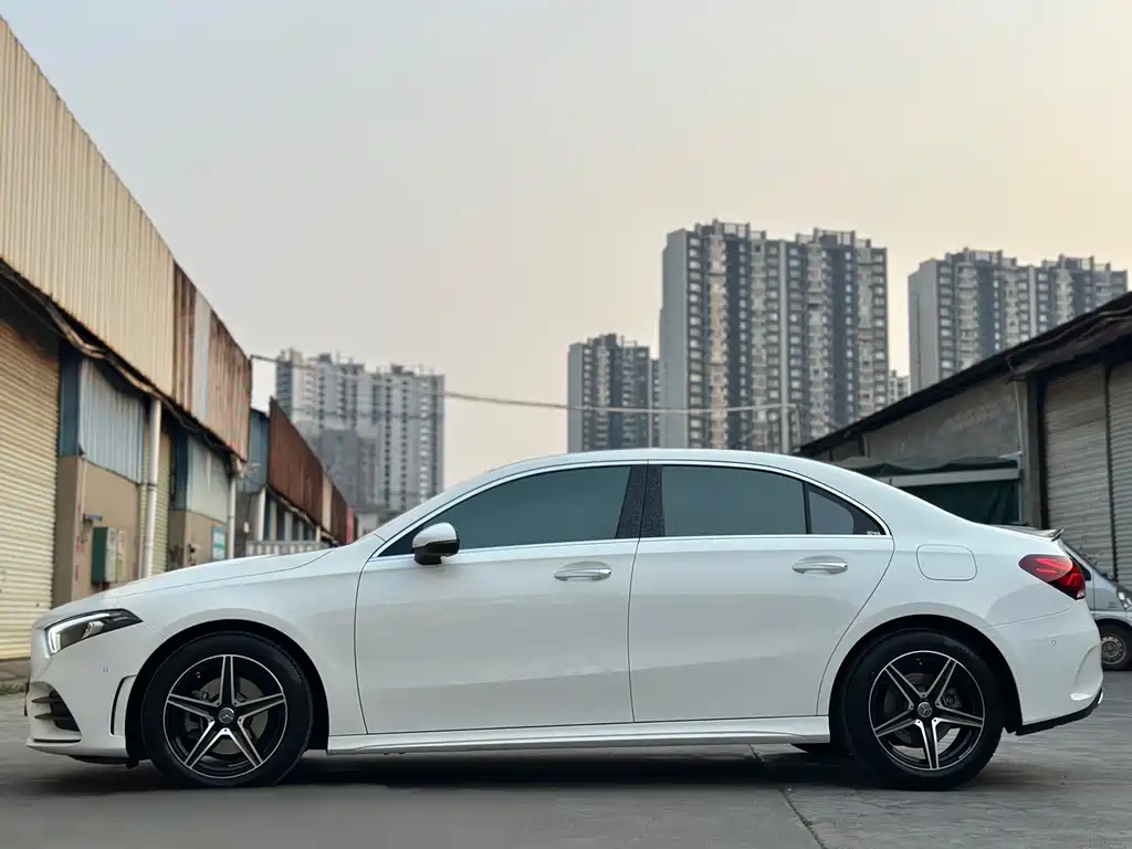 Mercedes-Benz A-Class — фото 4