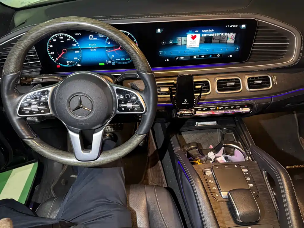 Mercedes-Benz GLS — фото 10