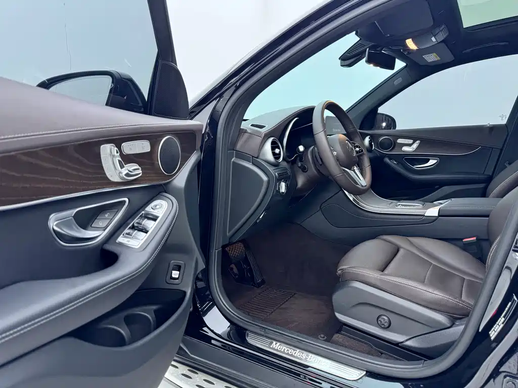 Mercedes-Benz GLC — фото 4