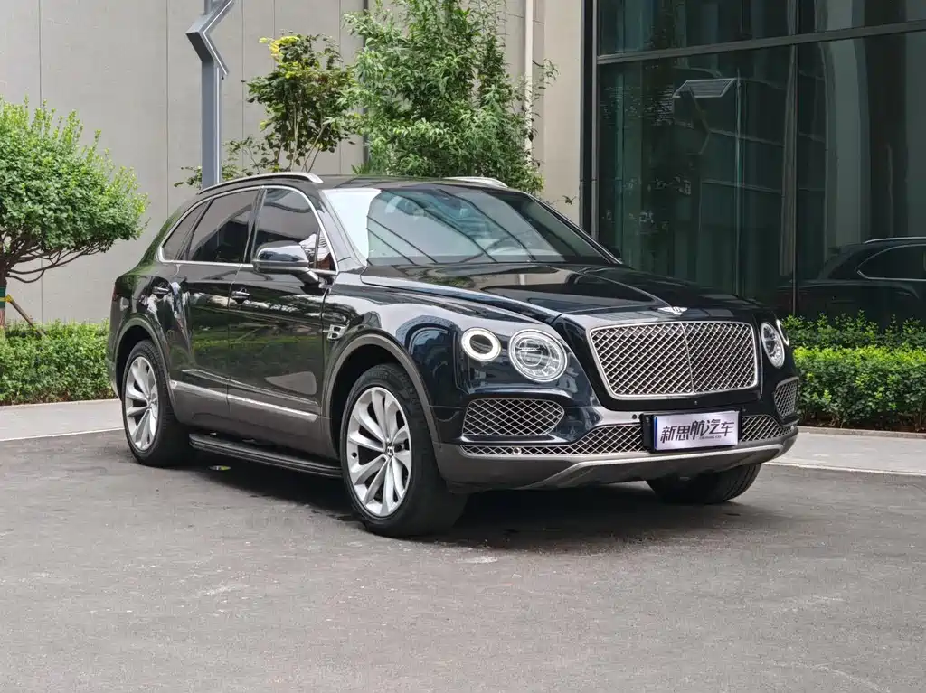 Bentley Bentayga — фото 3