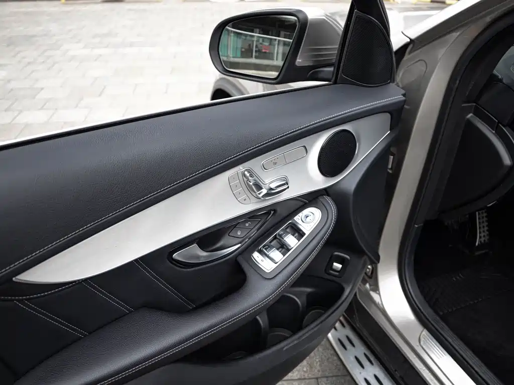 Mercedes-Benz GLC AMG — фото 13