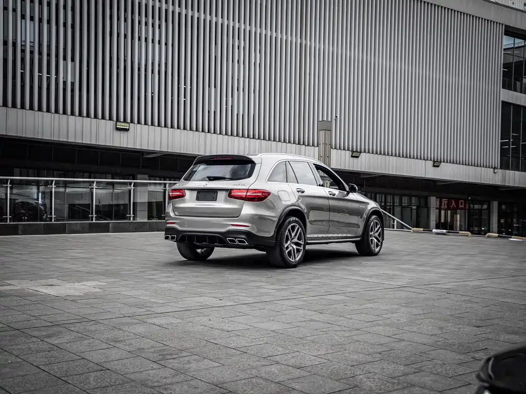 Mercedes-Benz GLC AMG — фото 4