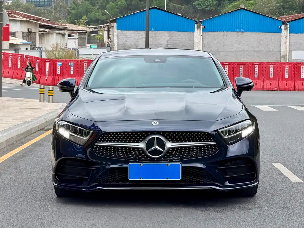 Mercedes-Benz CLS — фото 2