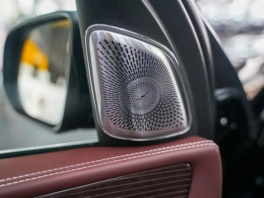 Mercedes-Benz GLS — фото 18