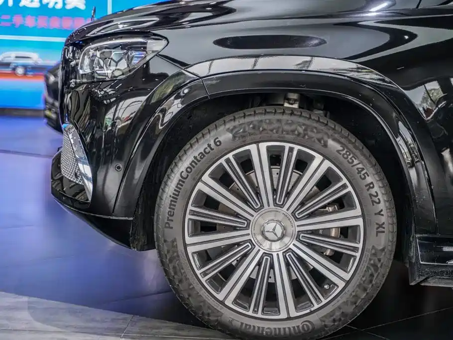 Mercedes-Benz GLS — фото 7