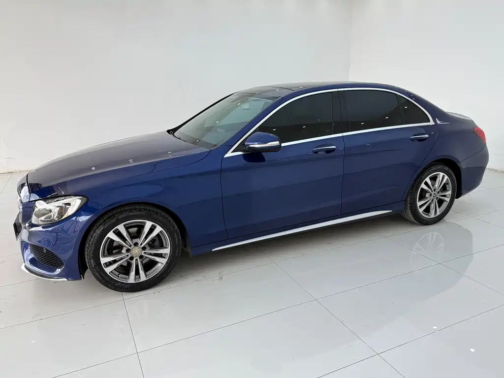 Mercedes-Benz C-Class — фото 4