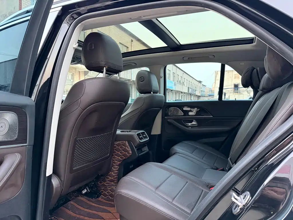 Mercedes-Benz GLE — фото 5