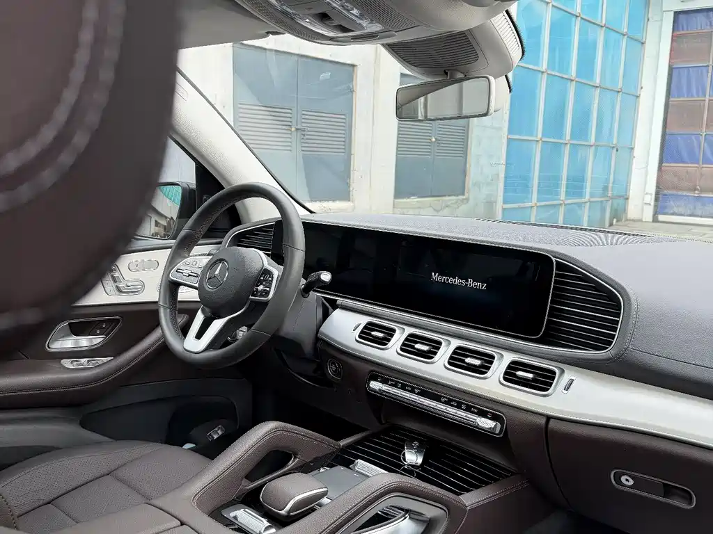 Mercedes-Benz GLE (Import) — фото 13