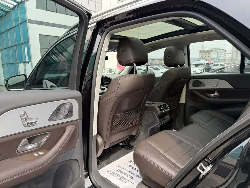 Mercedes-Benz GLE (Import) — фото 15
