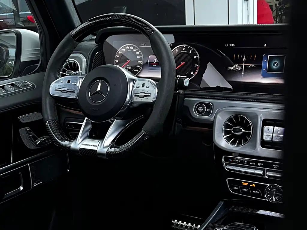 Mercedes-Benz G-Class AMG — фото 24
