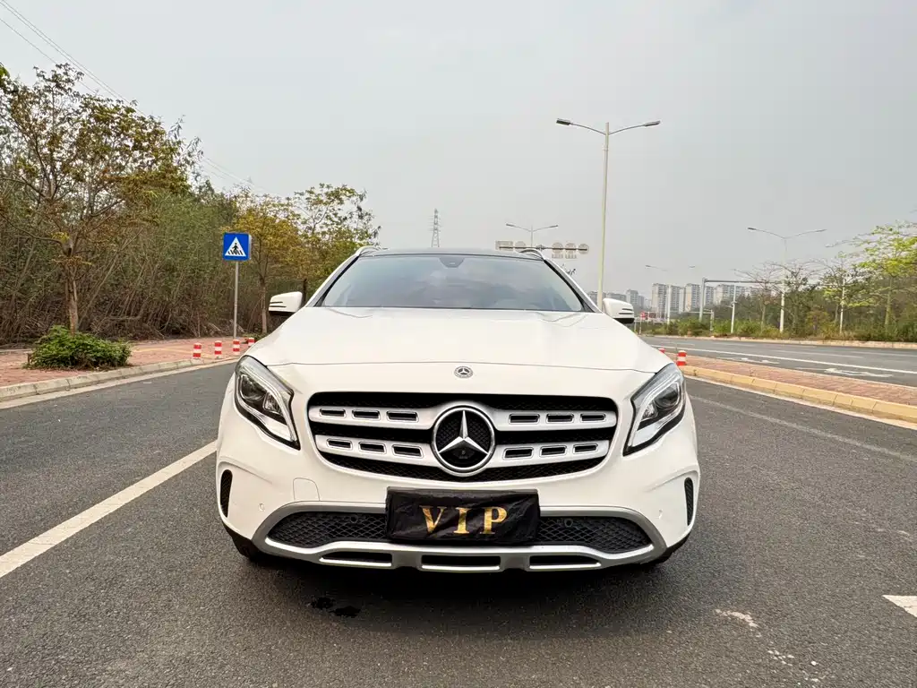 Mercedes-Benz GLA — фото 3