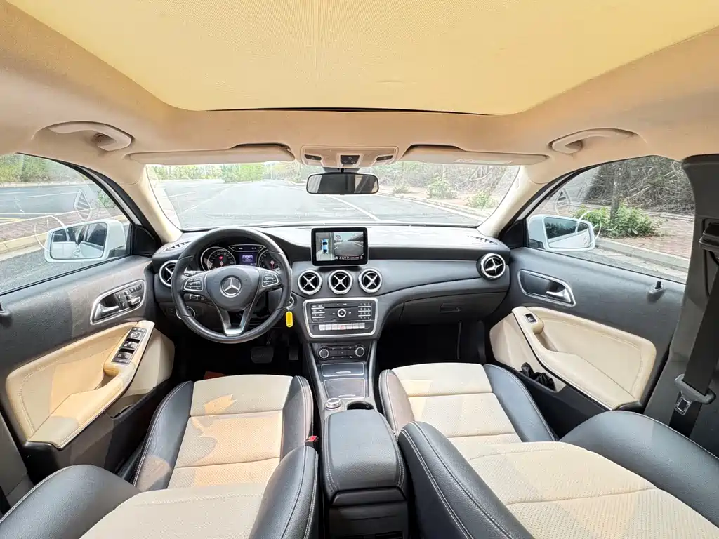 Mercedes-Benz GLA — фото 6