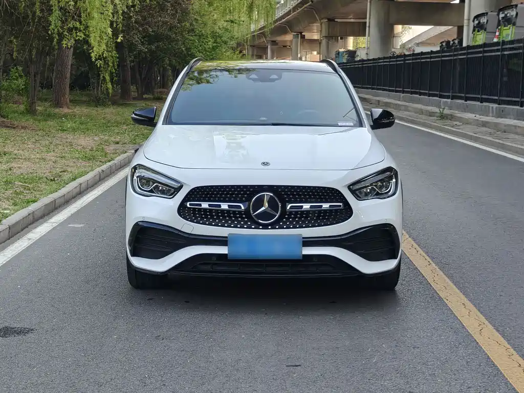 Mercedes-Benz GLA — фото 2