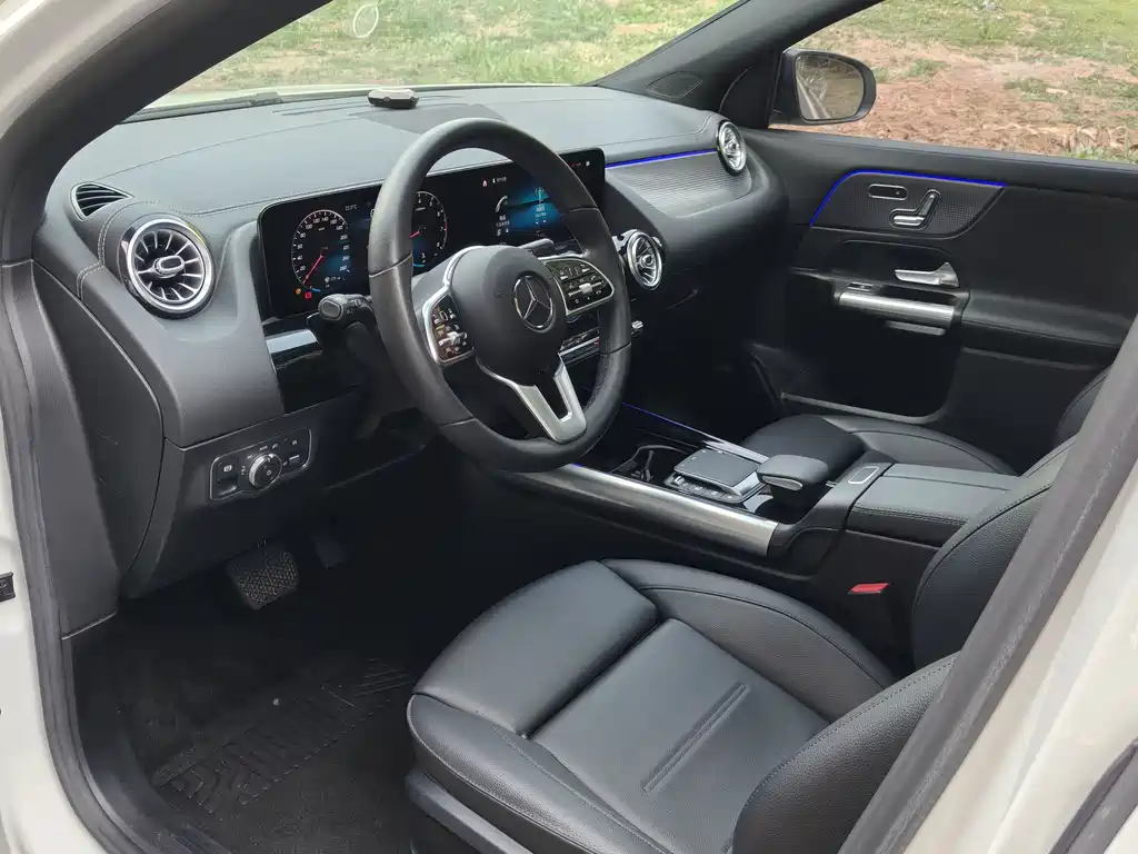 Mercedes-Benz GLA — фото 8