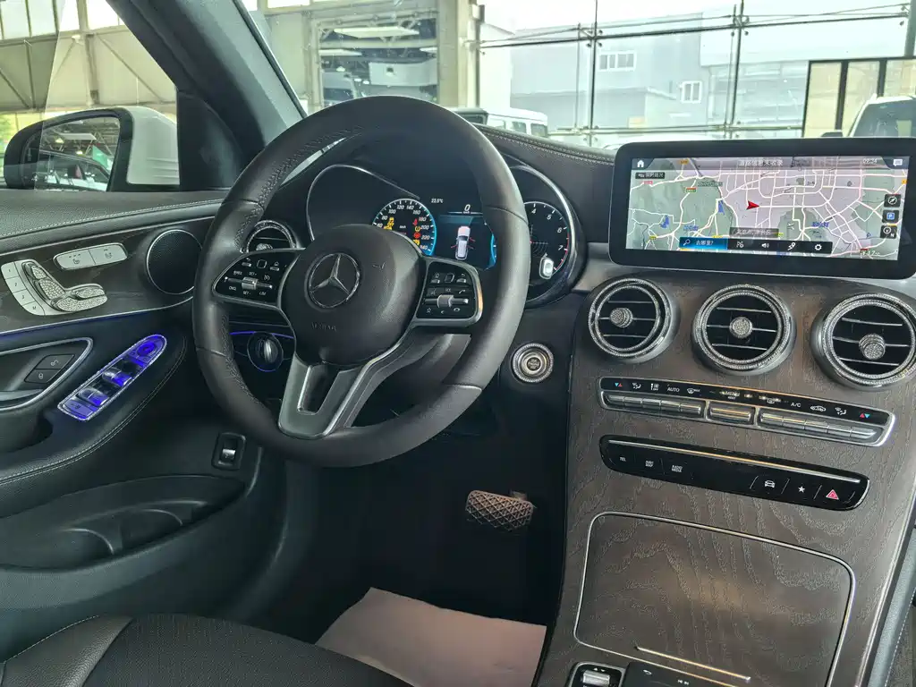 Mercedes-Benz GLC — фото 18