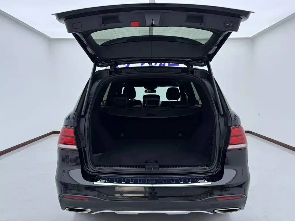 Mercedes-Benz GLE — фото 18