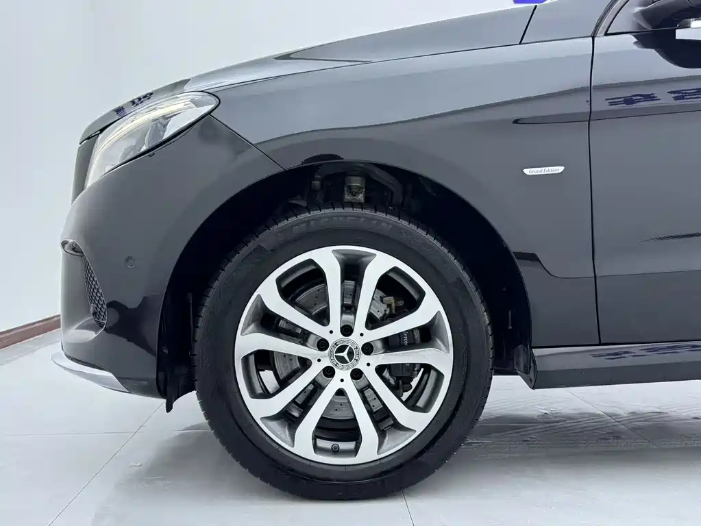 Mercedes-Benz GLE — фото 19