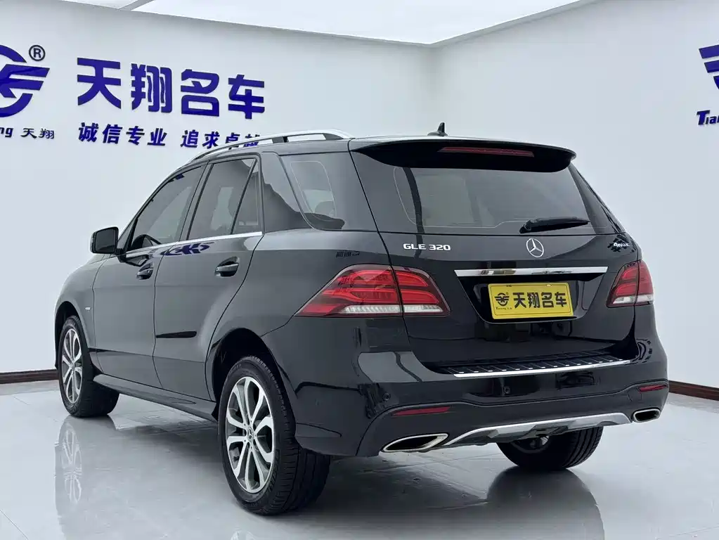 Mercedes-Benz GLE — фото 4