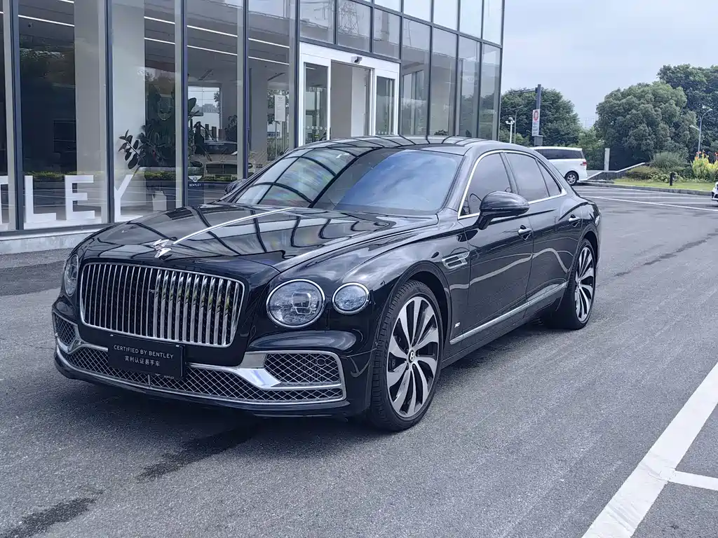 Bentley Flying Spur — фото 2