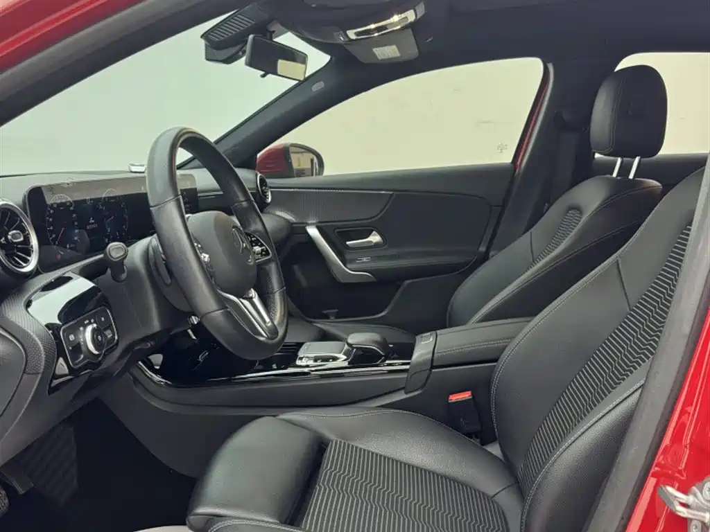 Mercedes-Benz A-Class (Import) — фото 9