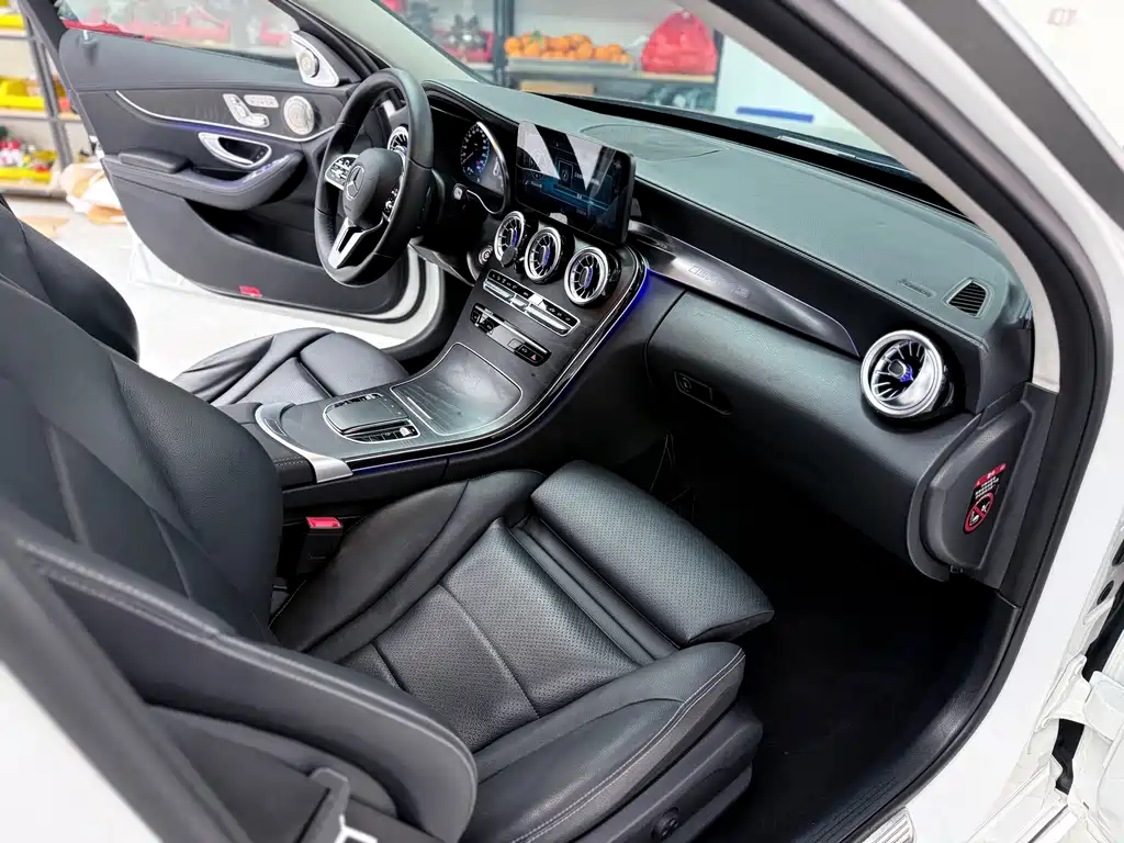 Mercedes-Benz C-Class — фото 13
