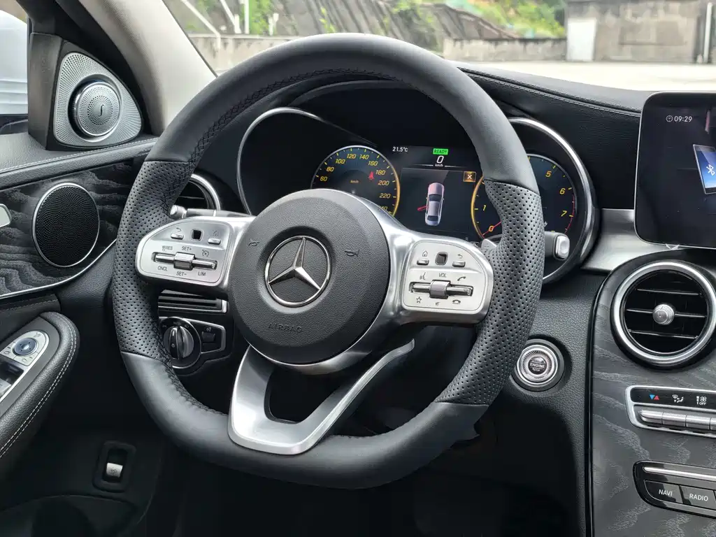 Mercedes-Benz C-Class — фото 9