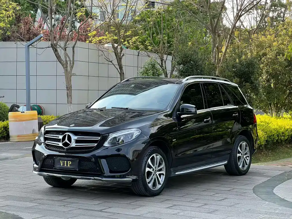 Mercedes-Benz GLE — фото 3