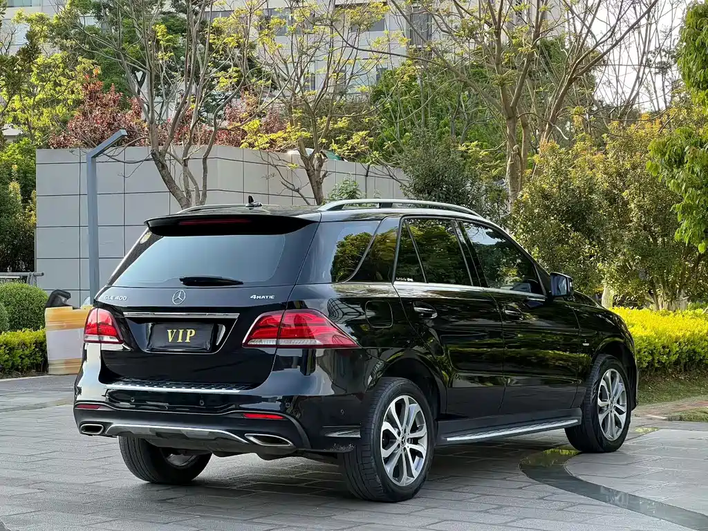 Mercedes-Benz GLE — фото 7