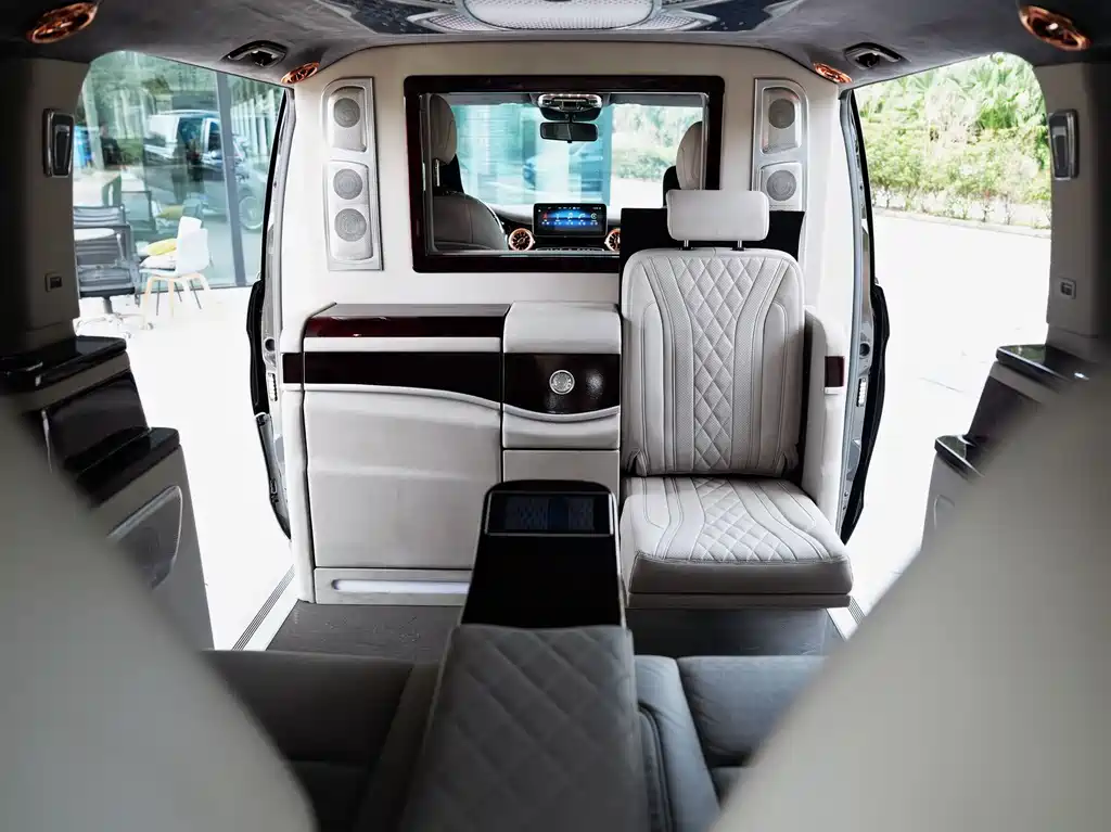 Mercedes-Benz Vito — фото 14