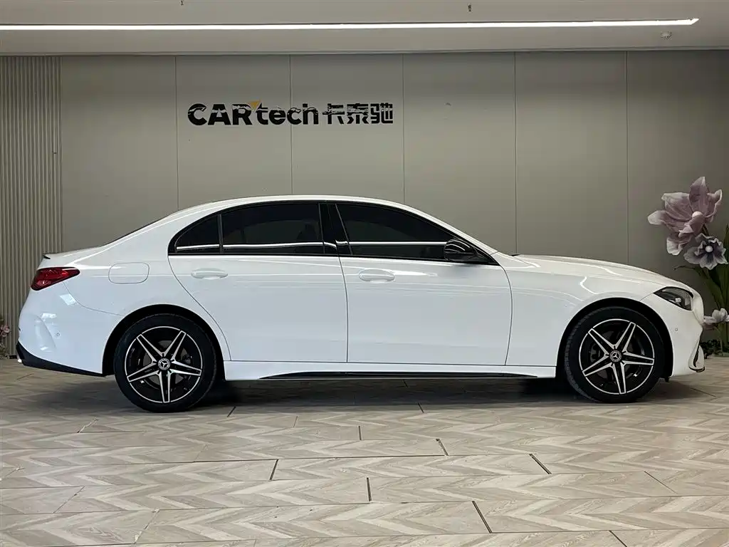Mercedes-Benz C-Class — фото 4