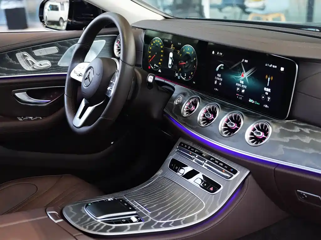 Mercedes-Benz CLS — фото 5