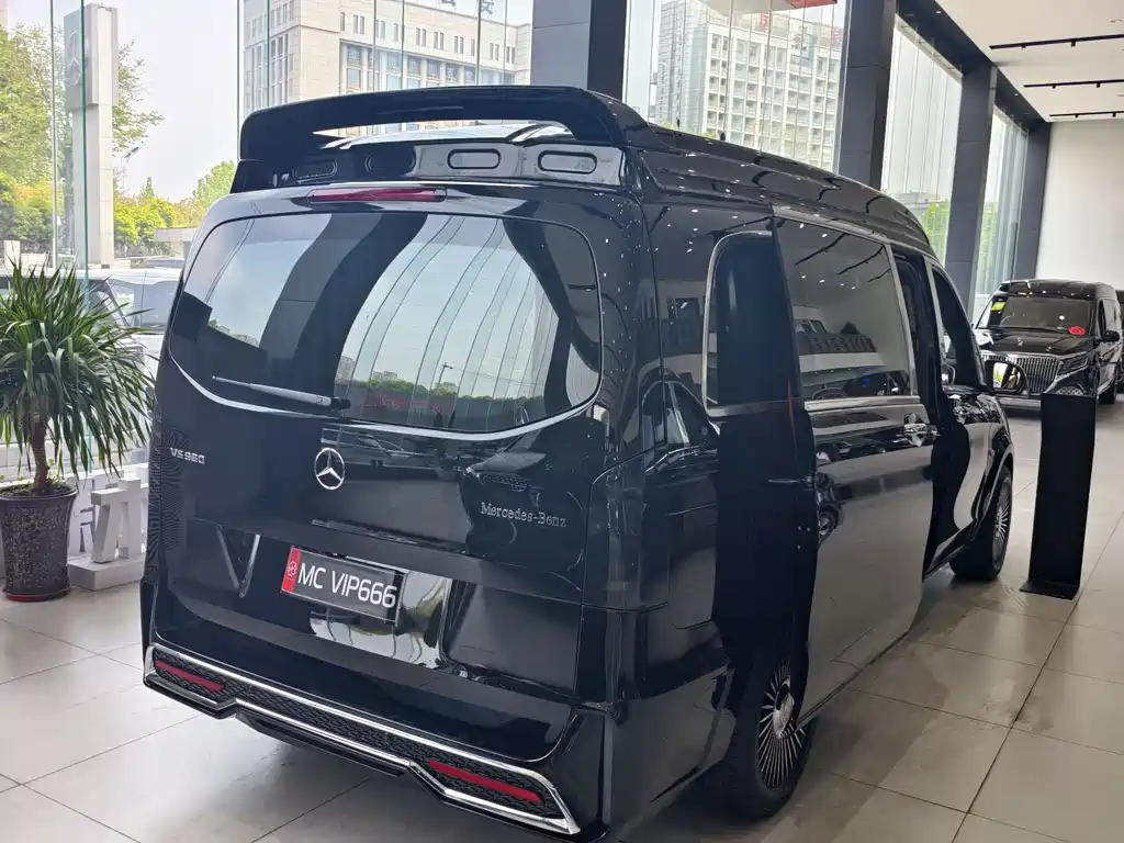 Mercedes-Benz Vito — фото 10