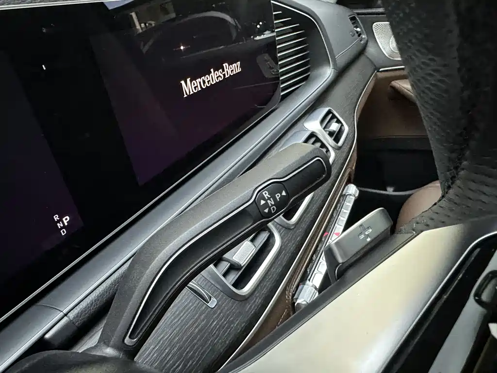 Mercedes-Benz GLS — фото 17