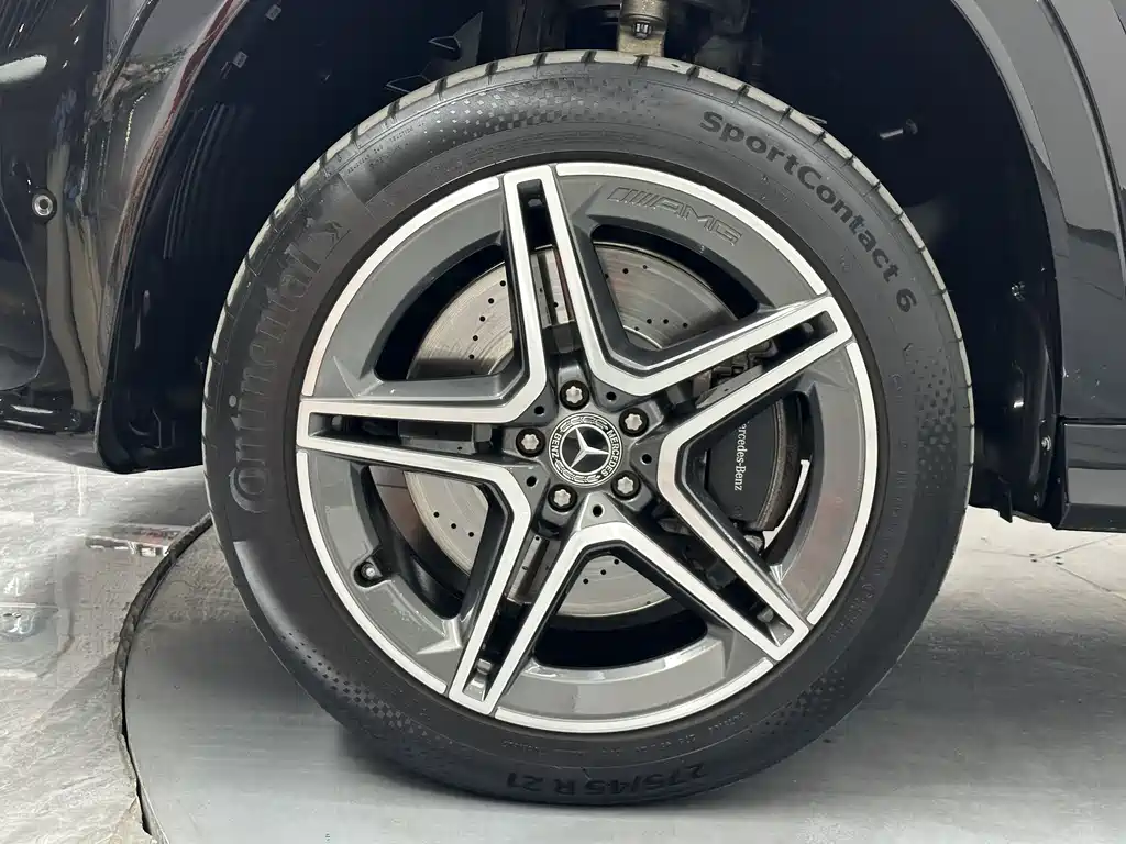 Mercedes-Benz GLS — фото 23