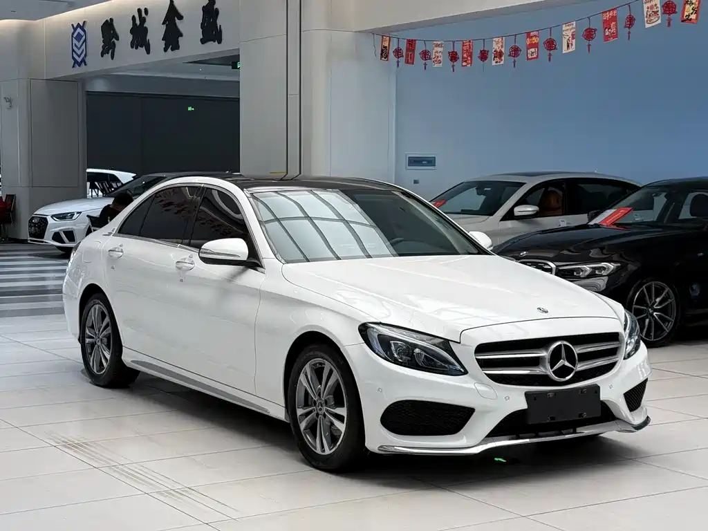 Mercedes-Benz C-Class — фото 3