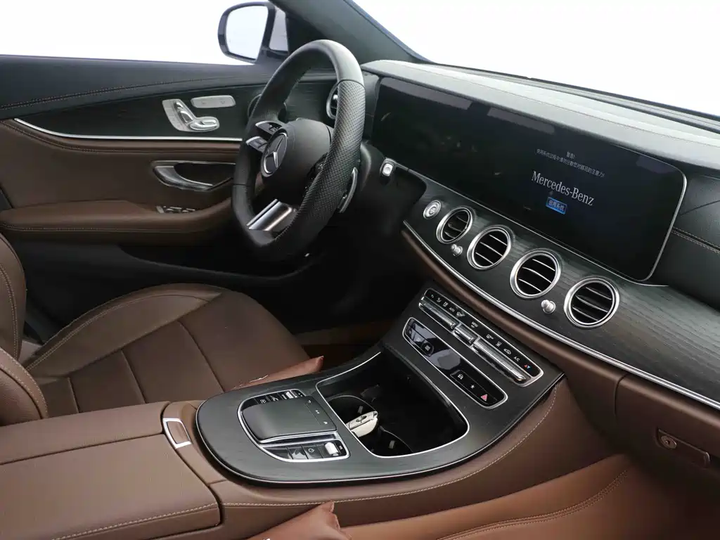 Mercedes-Benz E-Class New Energy — фото 6