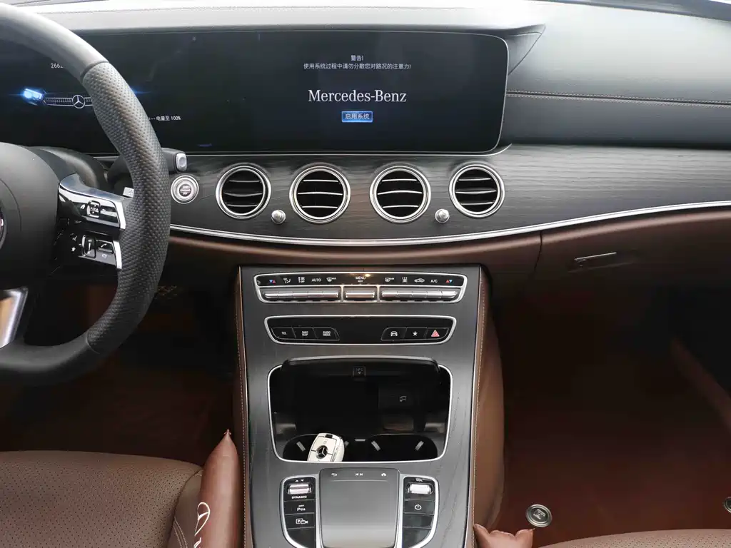 Mercedes-Benz E-Class New Energy — фото 7