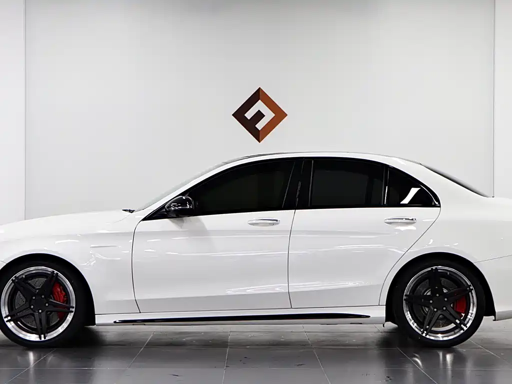 Mercedes-Benz C-Class AMG — фото 7