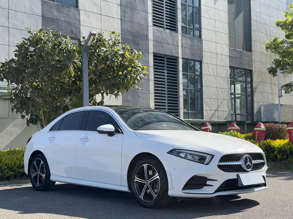 Mercedes-Benz A-Class — фото 3