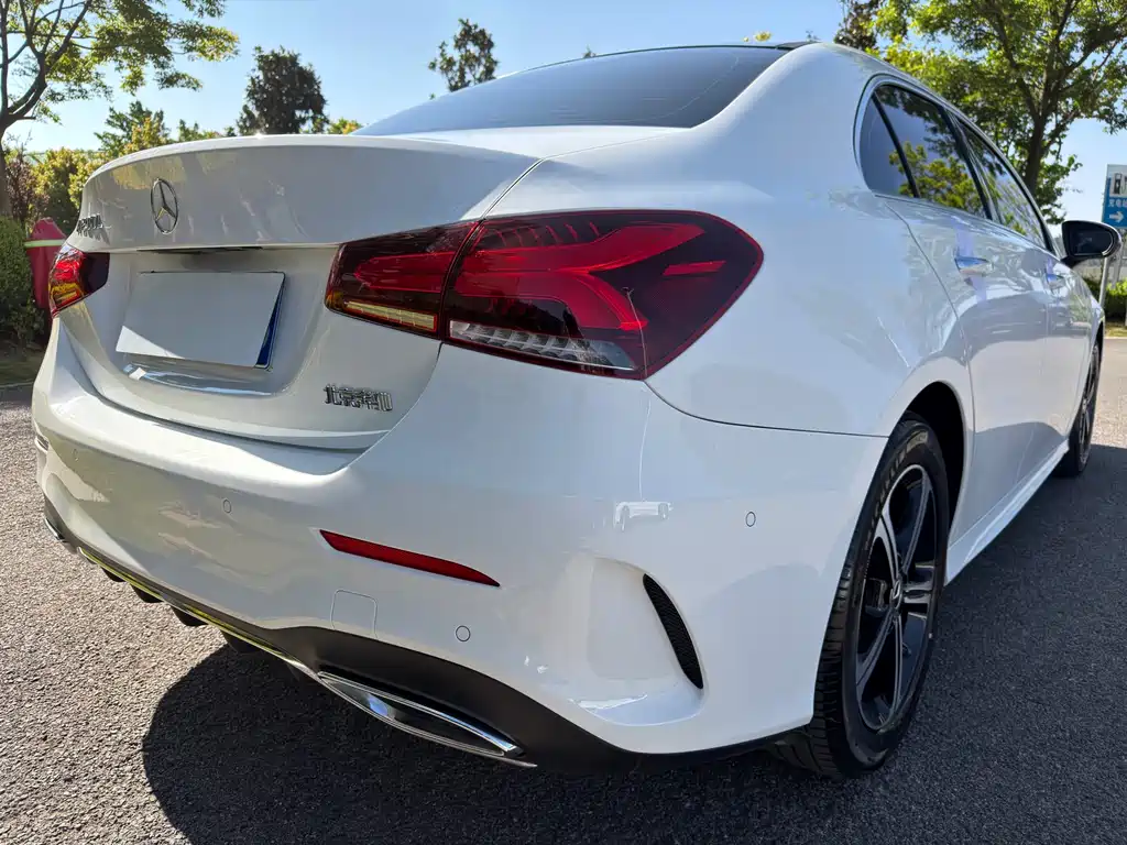 Mercedes-Benz A-Class — фото 28