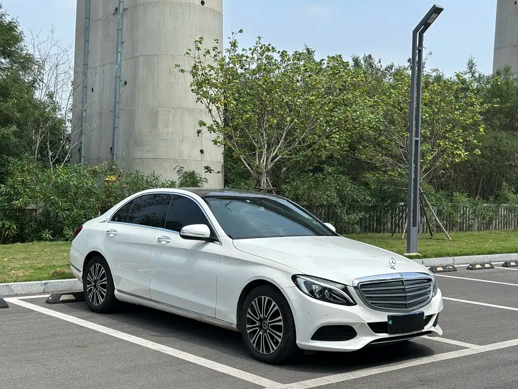 Mercedes-Benz C-Class — фото 3
