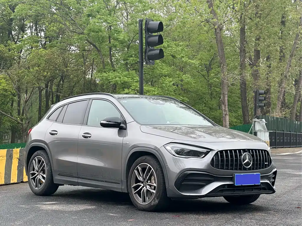 Mercedes-Benz GLA AMG — фото 3