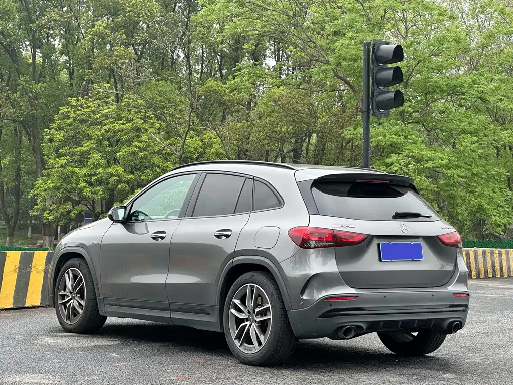 Mercedes-Benz GLA AMG — фото 5