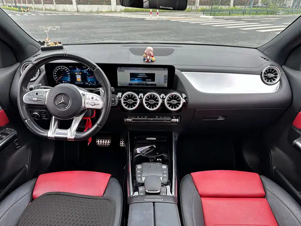 Mercedes-Benz GLA AMG — фото 9