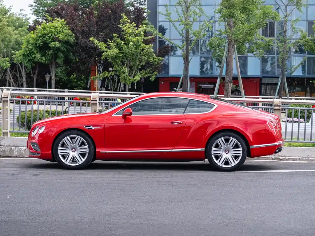 Bentley Continental — фото 5