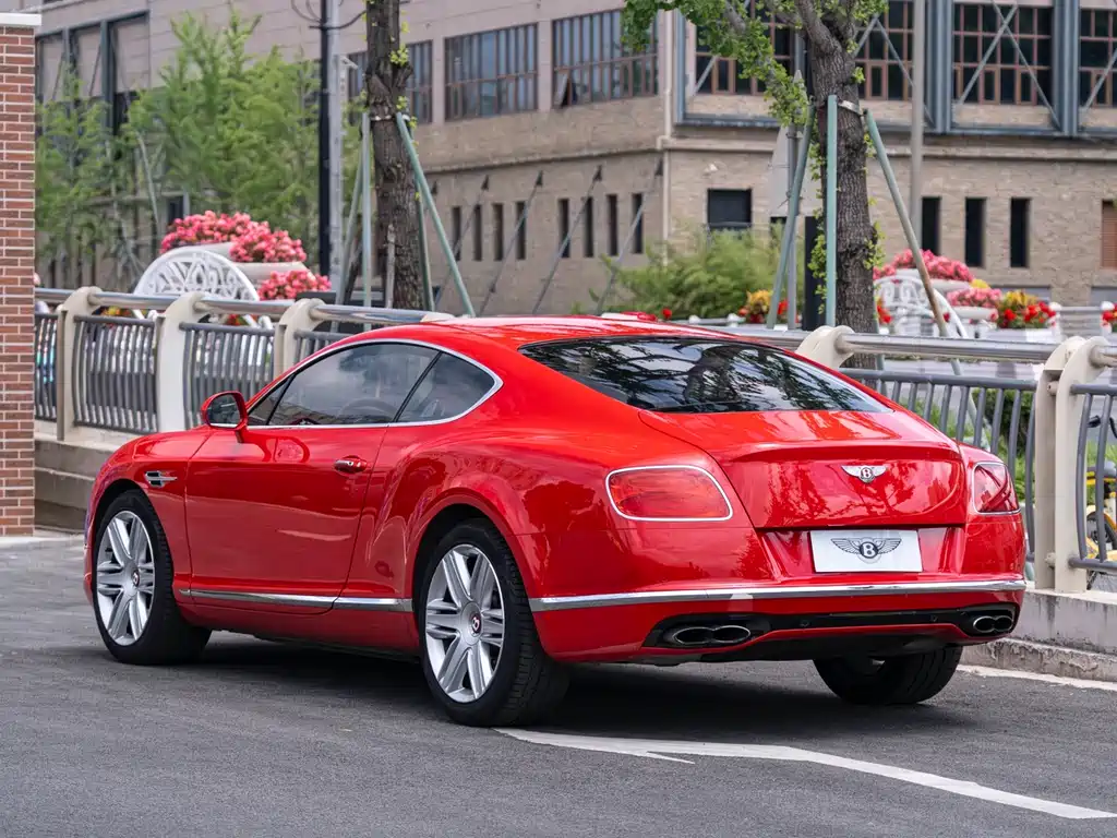 Bentley Continental — фото 6