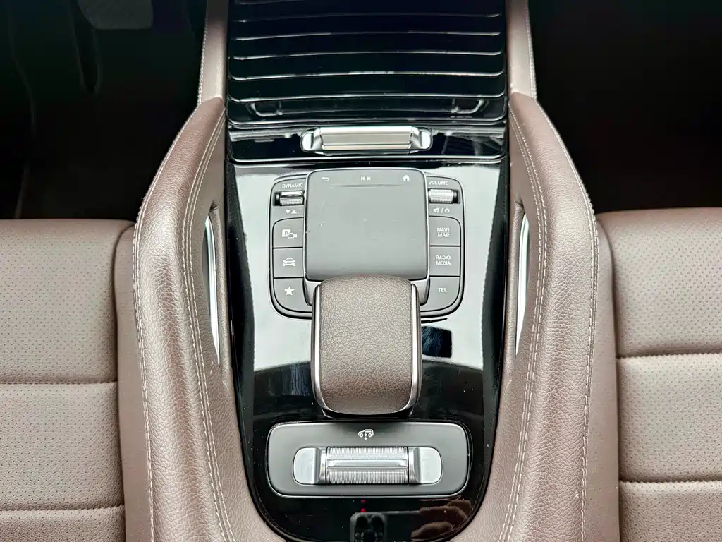 Mercedes-Benz GLE — фото 9