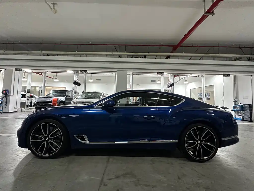 Bentley Continental — фото 7
